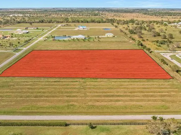 7220 6th Street SW, Vero Beach, FL 32968