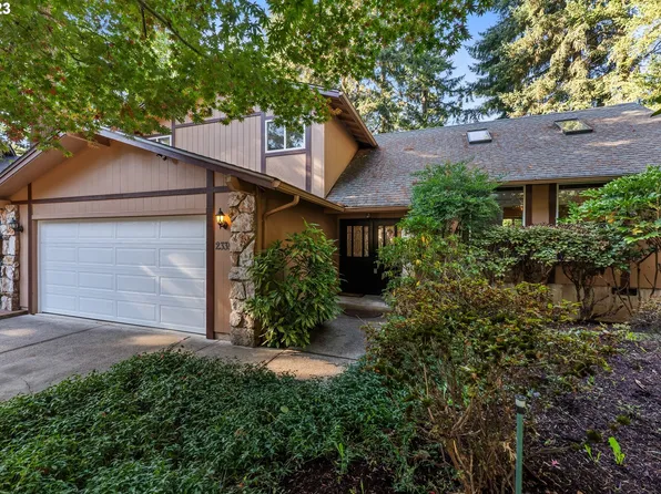 2335 Todd St, Eugene, OR 97405