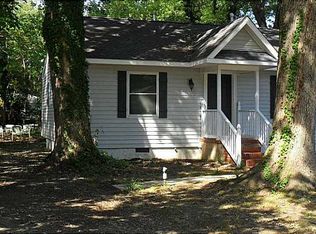 38 Parker Ave, Newport News, VA 23606