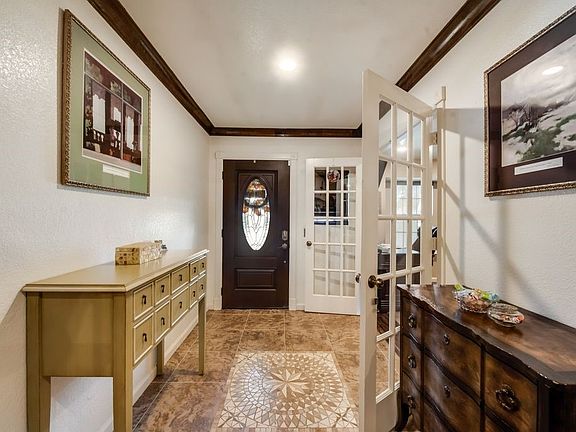 2nd image of 6708 Olivewood Dr