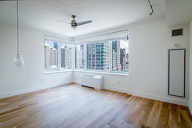 Rented by BLU Real Estate