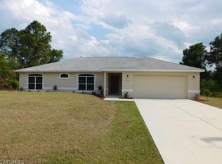 916 Alexander St E, Lehigh Acres, FL 33974