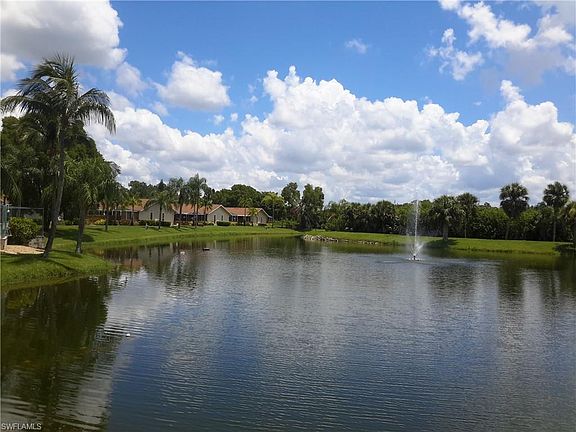 5th image of 15562 Crystal Lake Dr