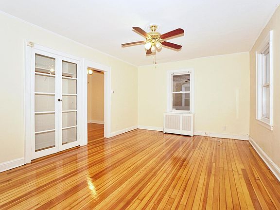 3rd image of 191 Bement Ct APT 1