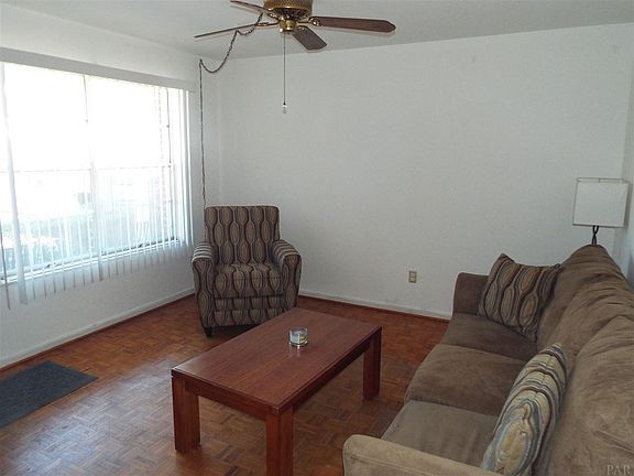 3rd image of 6504 Pebble Dr
