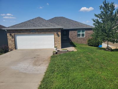 1409 E Fairwind, Ozark, MO, 65721