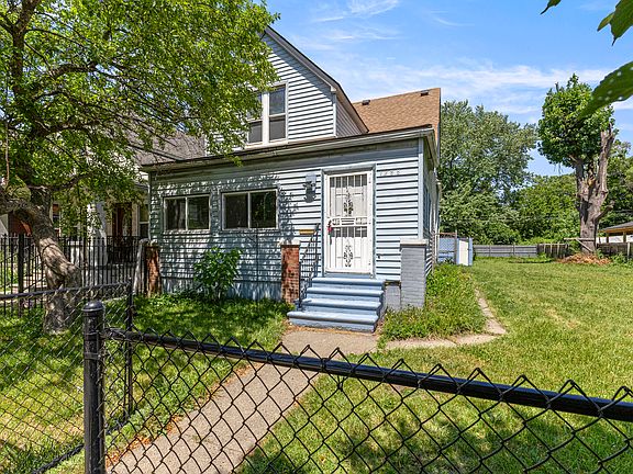 2nd image of 1288 Dragoon St