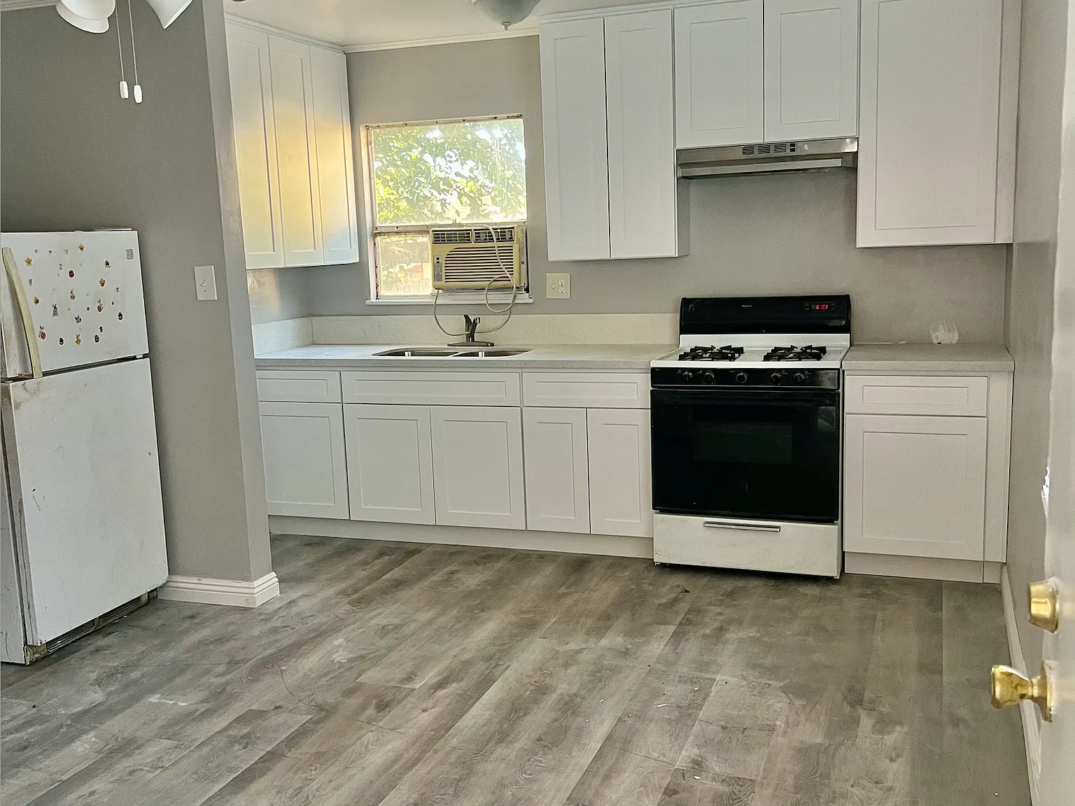 1 bed, 450 sqft, $1,680 — Photo 3