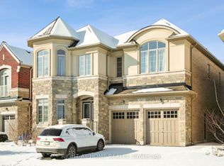 247 Humphrey St, Hamilton, ON L8B1X4