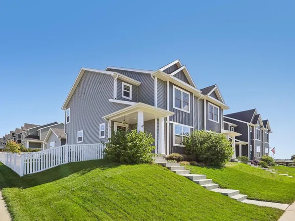 207 North Division Street, Waunakee, WI 53597