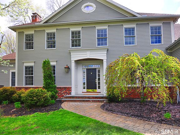 2nd image of 29 Strawberry Fields Road