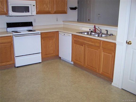 4th image of 511 Buckingham Dr