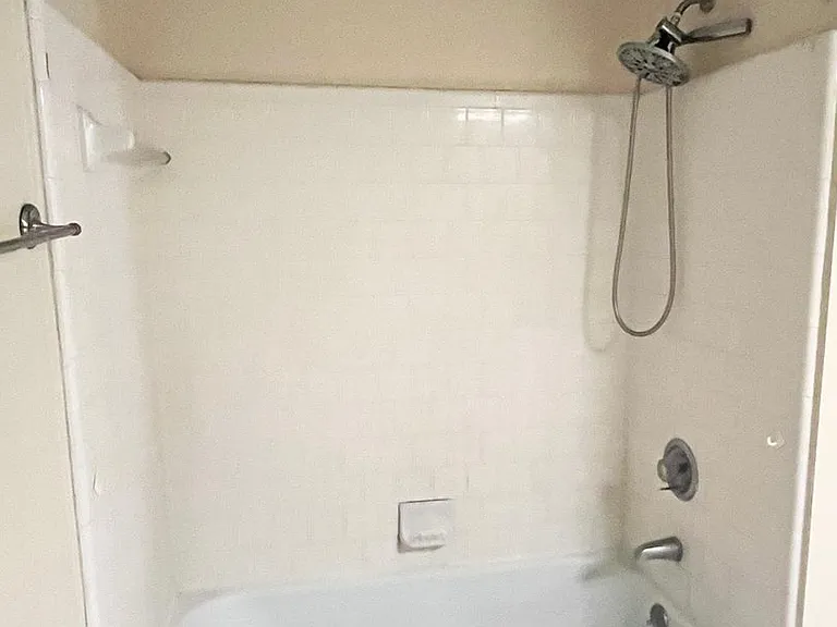 455 Mall Blvd #101 — Photo 8