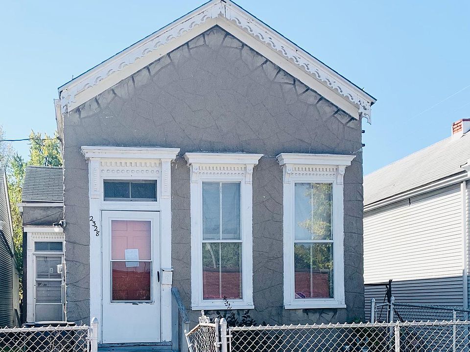 1st image of 2328 Griffiths Ave