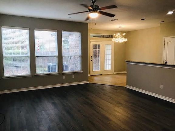 2nd image of 5840 Clearwater Dr