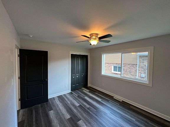 2nd image of 1146 Sunnyslope Dr