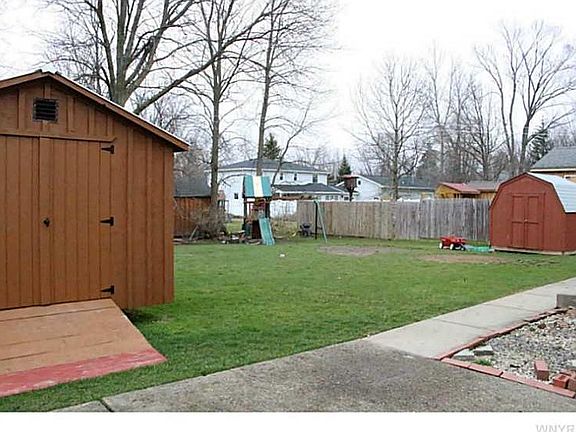 2nd image of 3974 Grant Ave