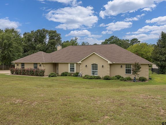 4th image of 122 County Road 3817