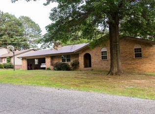 209 Club House Rd, Bald Knob, AR 72010