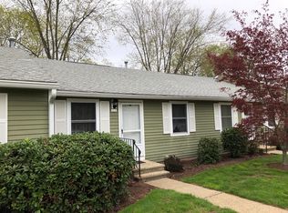 113 Brentwood Dr, Wallingford, CT 06492