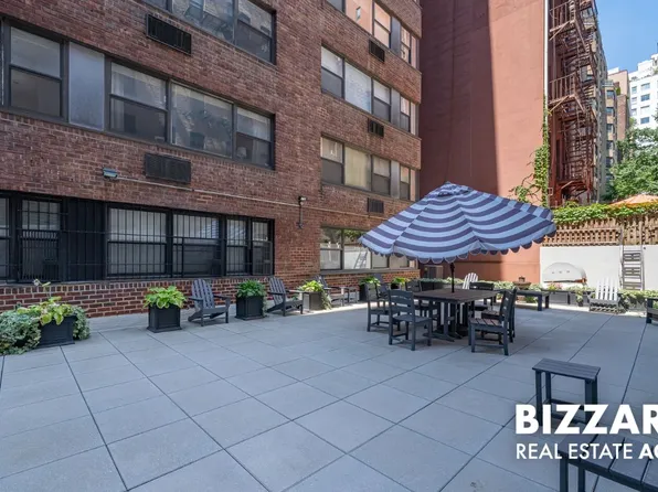 233 East 69th Street image 6 of 13