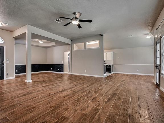 5th image of 2609 NW 160th St