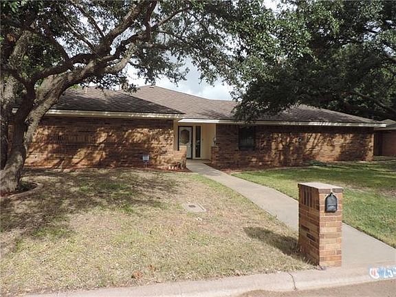 2nd image of 2542 Meadow Lake Dr