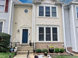 7212 Burton Hill Ct, Springfield, VA 22152