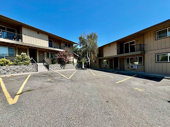 2nd image of 305 & 307 N 33rd St #305-14