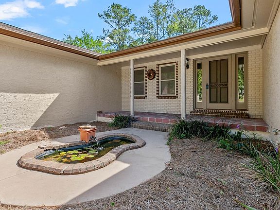 5th image of 2441 Monaco Dr