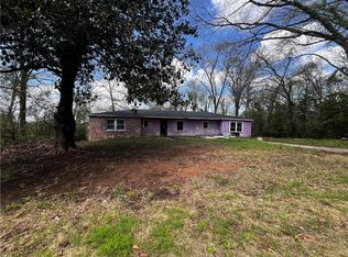 3915 Mosley Dr, Columbus, GA 31903