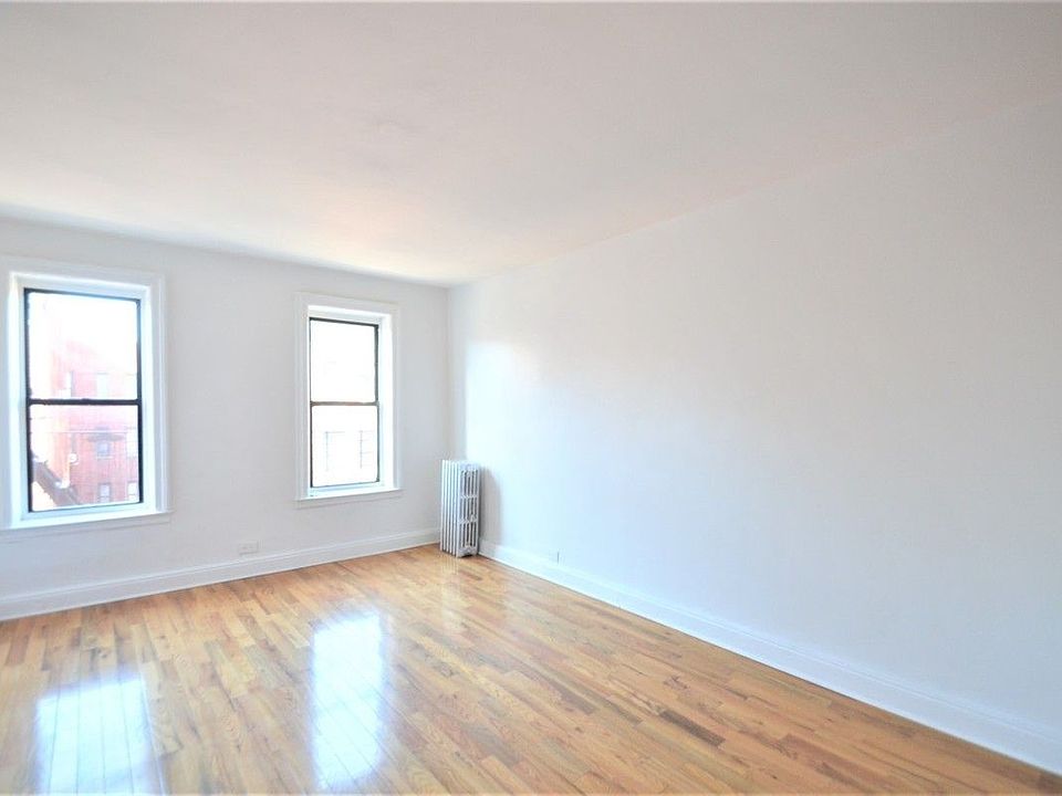 1st image of 2710 Morris Ave APT 2G