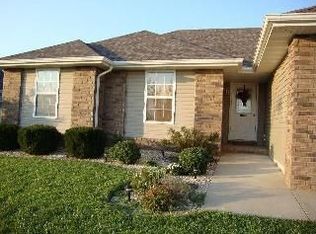3906 S El Salvador Ave, Springfield, MO 65807