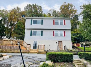 19 Bare Ave, Reading, PA 19607
