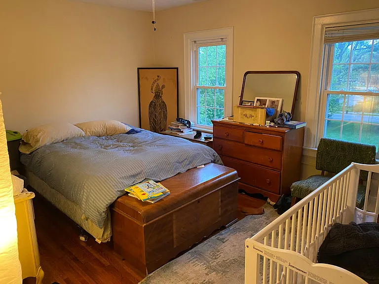 135 E Walnut St — Photo 15