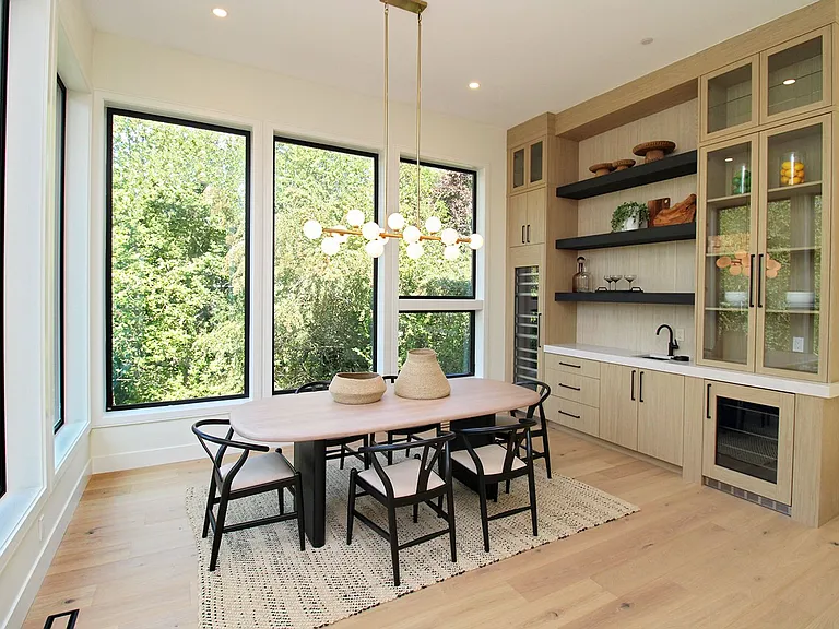6233 SW Hamilton Way — Photo 7