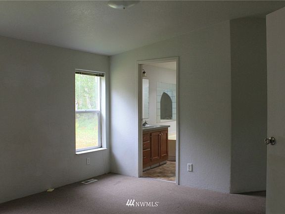 3rd image of 247 McGarvie Road