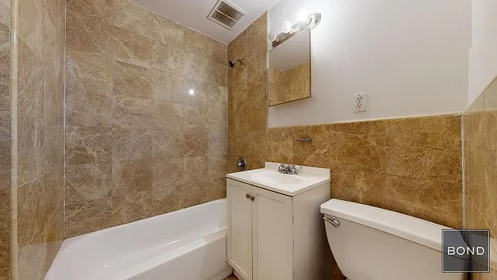 Rented by Bond New York | media 12