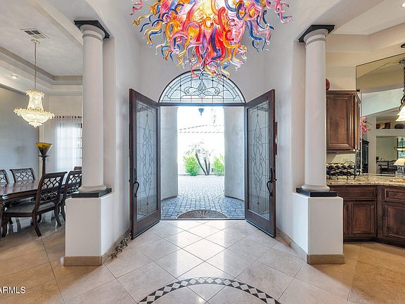 2nd image of 311 E WEXFORD Cove