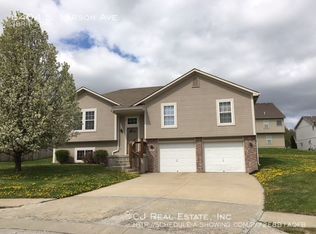 5404 S Larson Ave, Kansas City, MO 64133