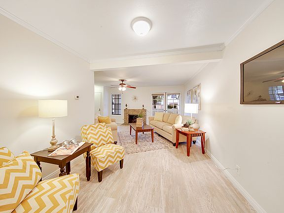 3rd image of 1651 S Juniper St Unit 23