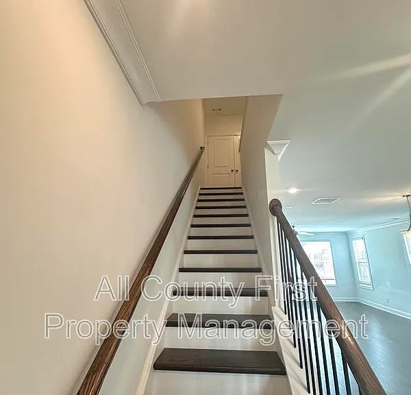 788 Angora Aly — Photo 9