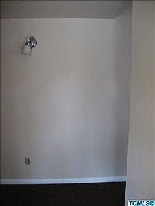 4th image of 2714 W Tulare Ave