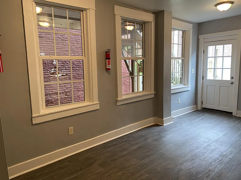 208 W Vine St #5 — Photo 8