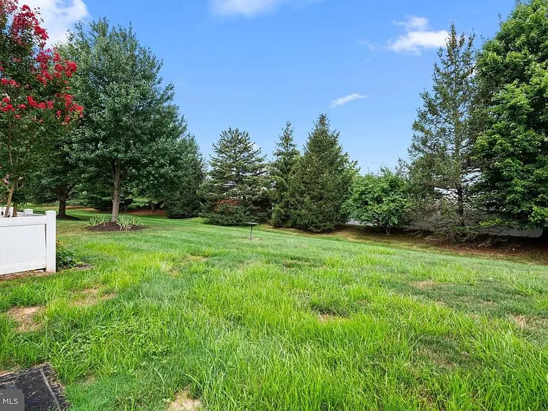 1654 Rockcress Dr — Photo 23