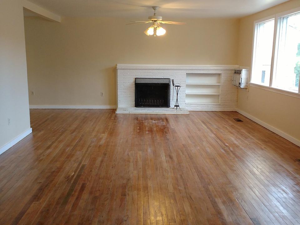 1st image of 392 Stewart Ave