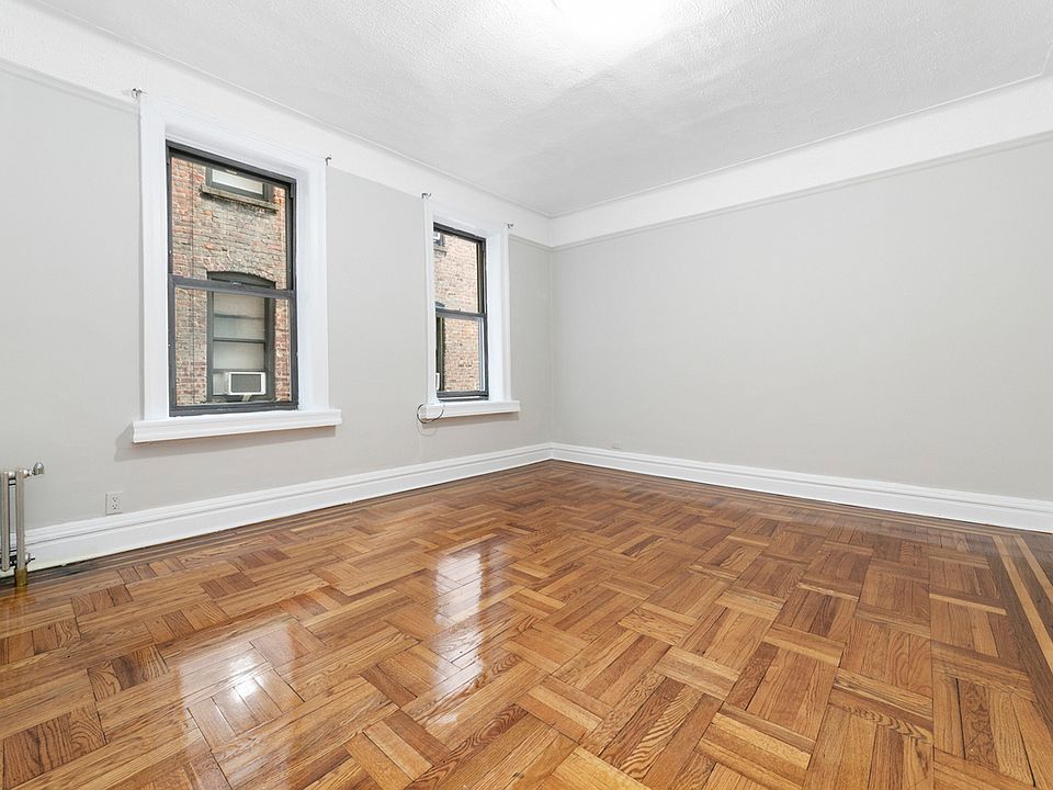 1st image of 133 Seaman Ave APT 3D