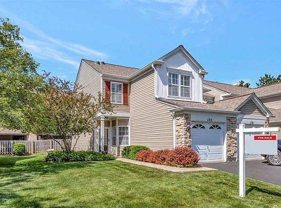 2nd image of 174 Oakton Dr