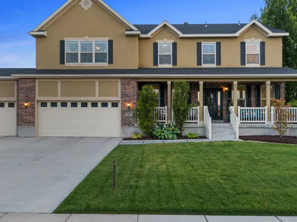 51 N Bonneville Ln, Kaysville, UT 84037