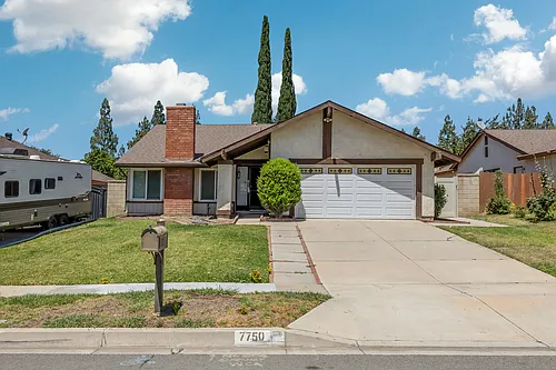 7750 Perlite Ave Photo 1